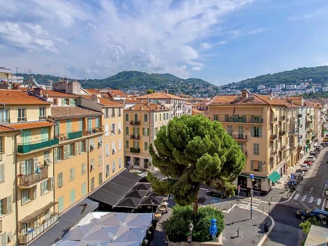 Nice Le Port, Grand 5 Pièces refait neuf, étage élevé, ascenseur, vue dégagée