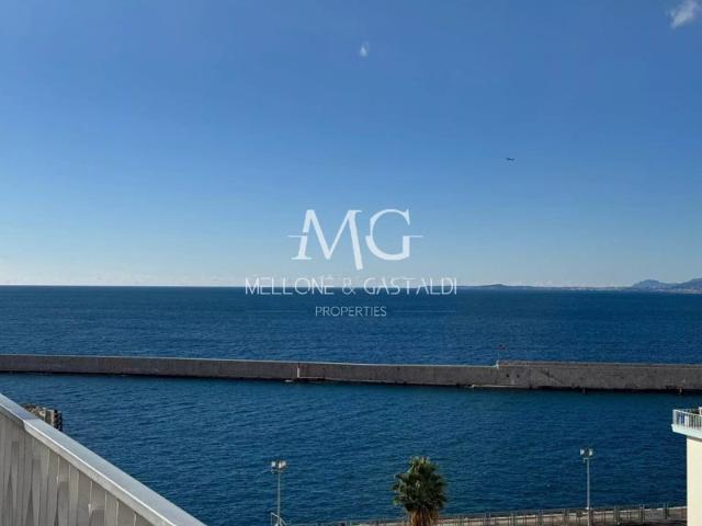 Nice – LE PORT FRANCK PILATTE / Penthouse – 3 pièces – 58 m² + Terrasse 51 m² – Vue Mer – Rare