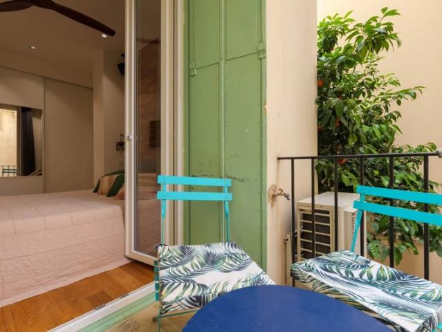 Nice Libération Appartement T2 avec balcon Immeuble Art Déco