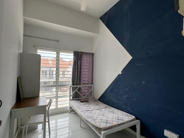 NICE LOCATION SETIA ALAM ROOM FOR RENT