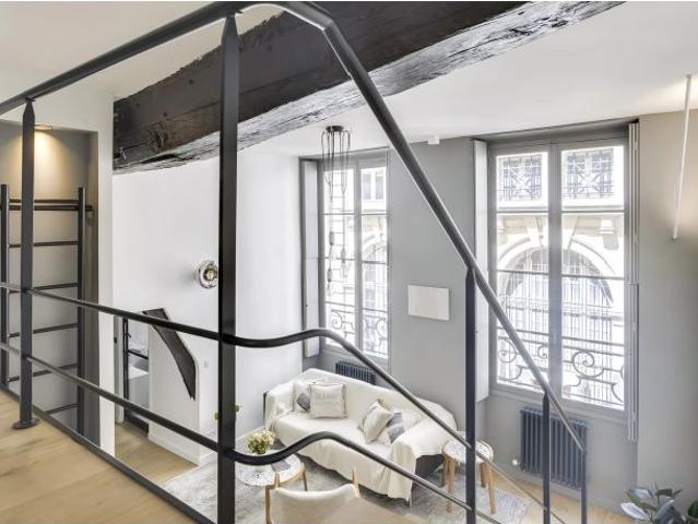Nice, lovely flat in popular area Paris, Paris Amsterdam Apartments for Rent