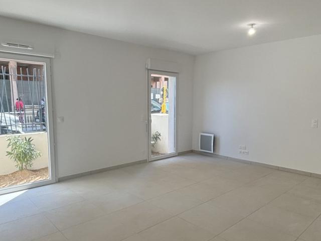 NICE PASTEUR APPARTEMENT 2 PIECES VIDE DE 56M² A LOUER NEUF CUISINE OUVERTE TERRASSE