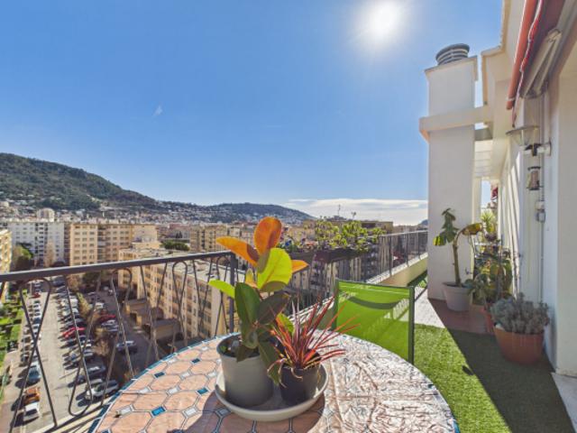 Nice Pasteur Appartement dernier étage 124 m² avec Terrasse de 30 m²