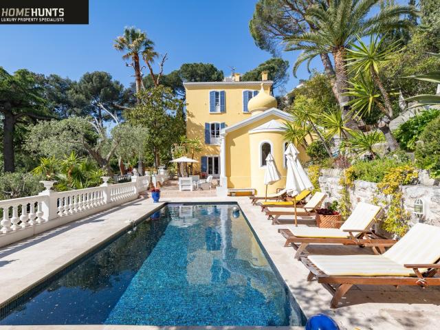 Nice – Parc Estienne d’Orves | Exceptional Villa with Panora. 327m² Nice