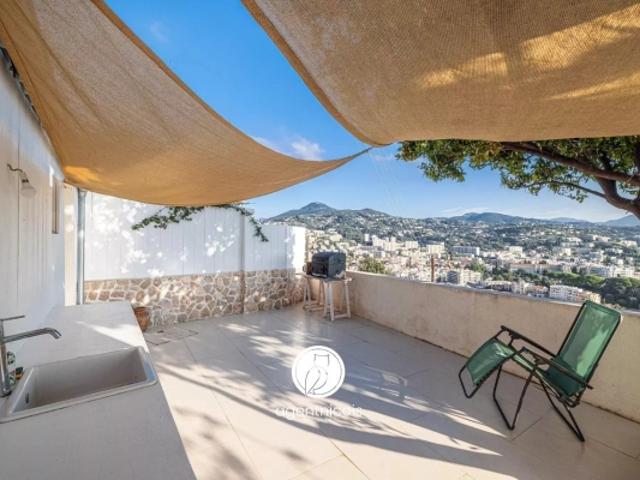 Nice / Pessicart: Maison Rénové Terrasse Vue panoramique