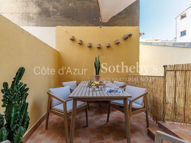 Nice Port appartement 3 pièces 51 m2 rénové 2 chambres clima. 51m² Nice