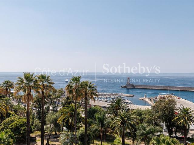 Nice Port Appartement 80 m² dernier étage vue mer panoramique Parc Vigier