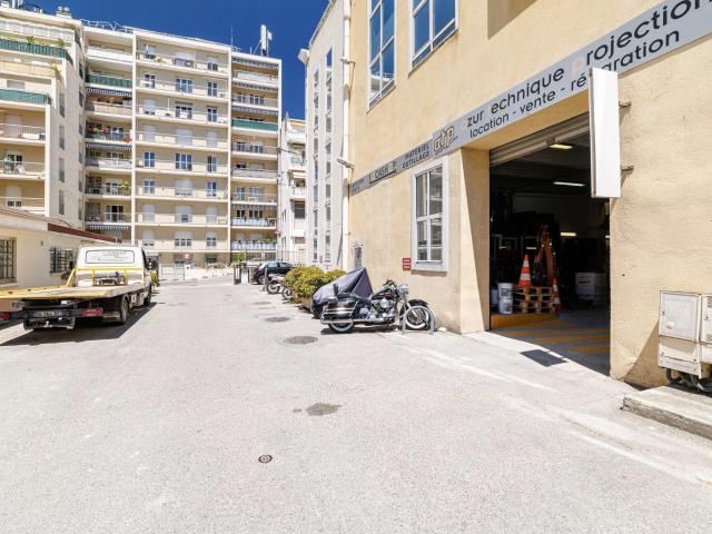 Nice Port Murs Commerciaux Loués à Vendre 538m² Nice