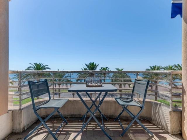 NICE PROMENADE DES ANGLAIS APPARTEMENT À VENDRE 3P DE 85 M² BALCON VUE MER ET PROMENADE RÉSIDENCE SÉCURISÉE AVEC GARDIEN CAVE