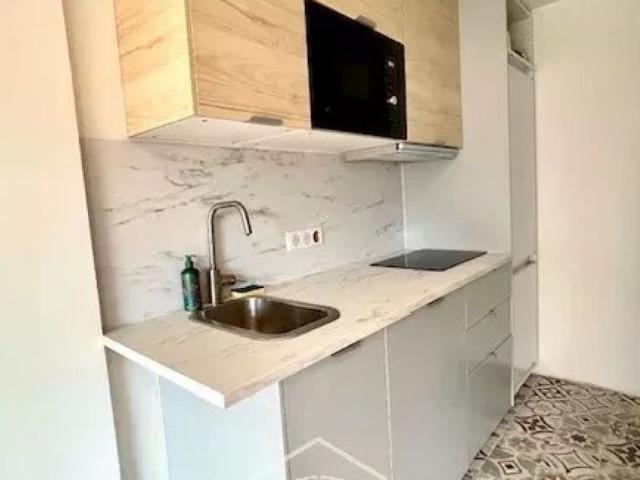 NICE – Quartier Gambetta / Église Russe Tzaréwitch – Charmant 2 pièces meublé avec balcon – Pour étudiant