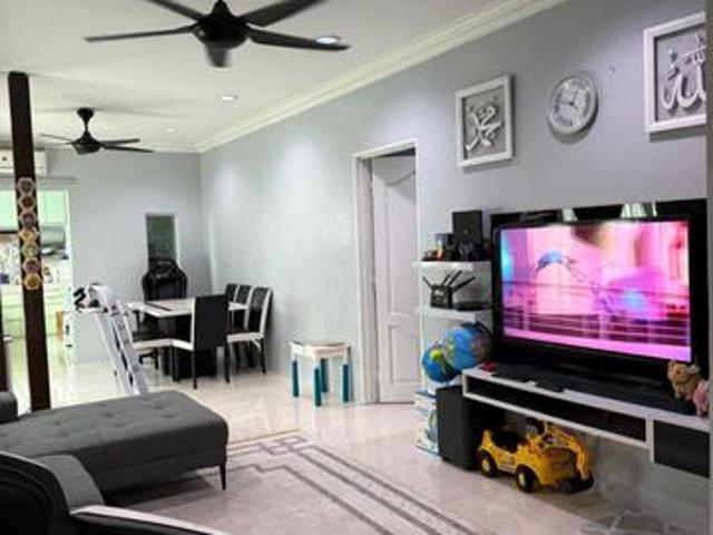 Nice Renovated 1 Sty Semi D Taman Pinggiran Pelangi Rawang