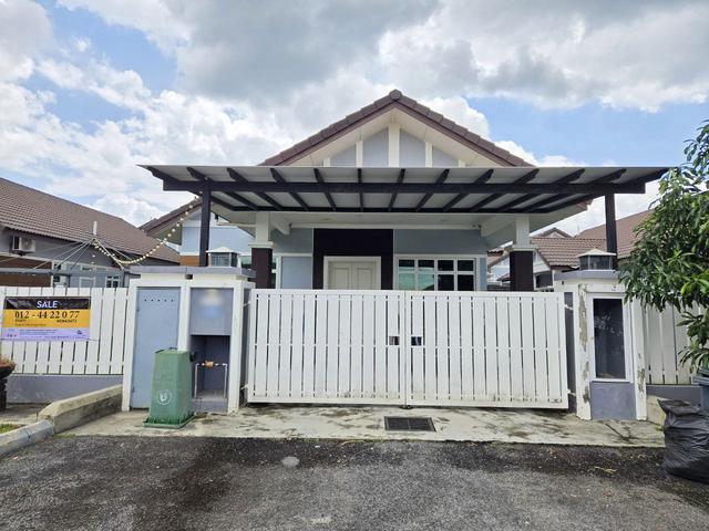 Nice Renovated Unit Banglo Setingkat Taman Bukit Senawang Perdana