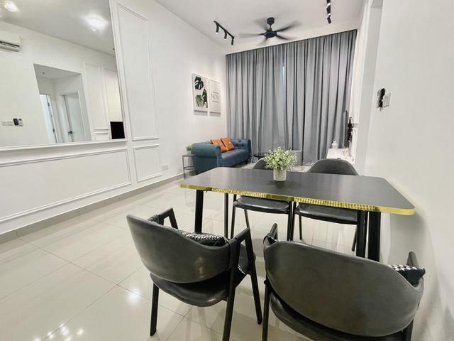 NICE Renovated Amber Cove Residence Kota Syahbandar