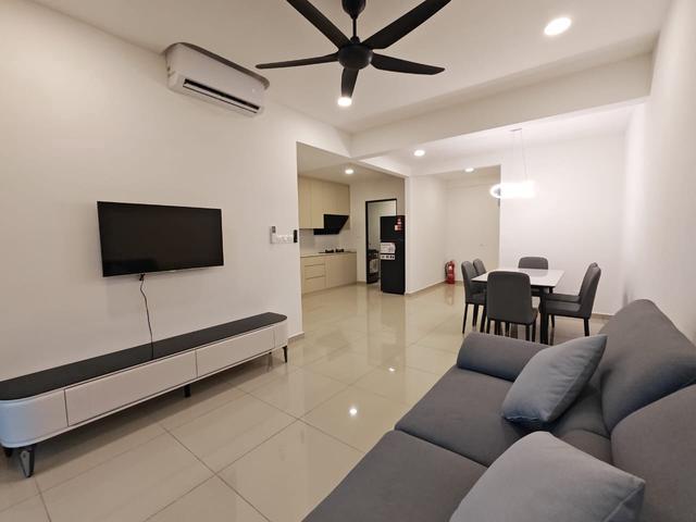 Nice Renovation Ideal Venice Condominium fully furnish usm gelugor