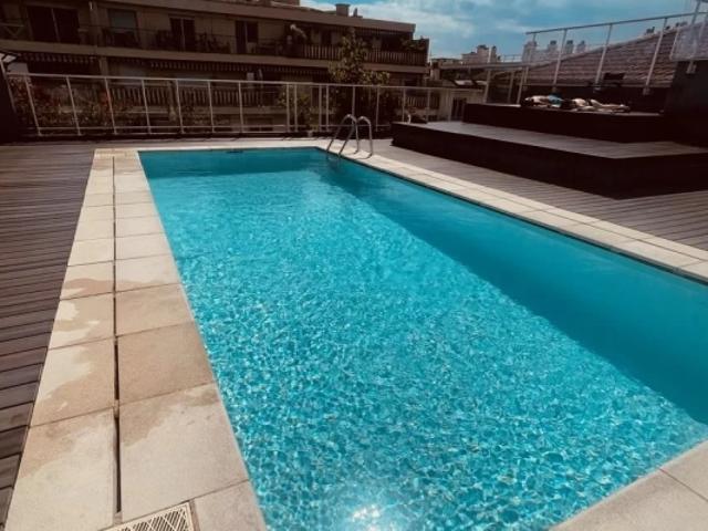 NICE RIQUIER: 3P DERNIER ETAGE, BALCON, DOUBLE PARKING, CAVE
