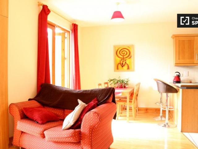 Nice room in 2 bedroom apartment in Castleknock, Dublin