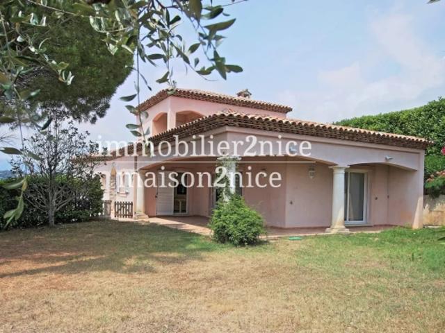 Nice St Pierre de Féric Superbe Maison terrain plat