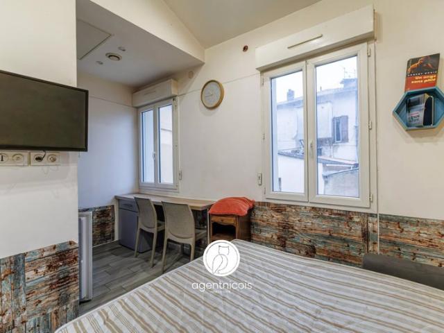 NICE / SAINT PHILIPPE RUE ROBERT SCHUMAN: Studio / Terrasse