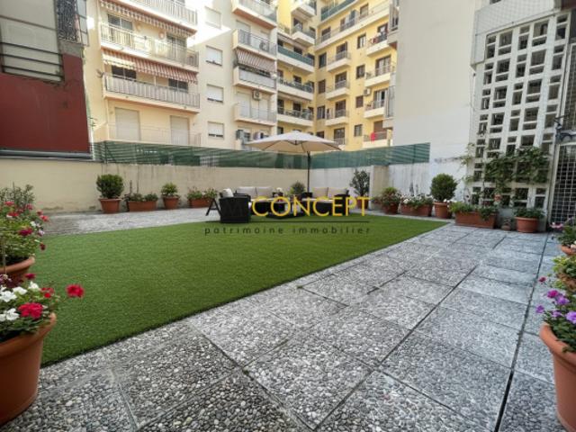 Nice Saint Roch studio terrasse 50m2