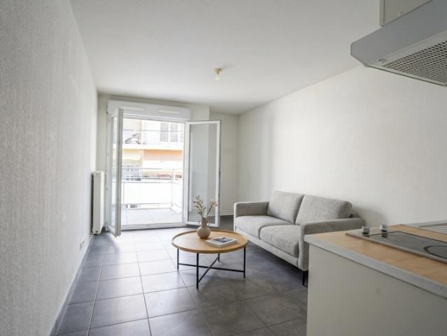 NICE SAINT SYLVESTRE Studio avec terrasse
