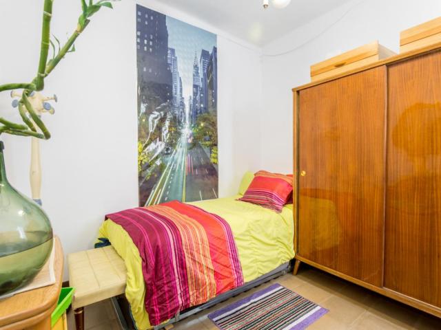 Nice single bedroom close to Facultat de Biblioteconomia i Documentació Universitat de Barcelona