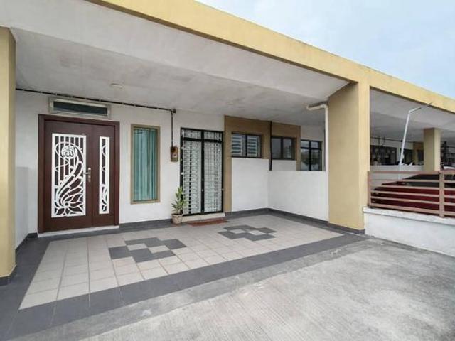 NICE UNIT 1 Storey Terrace House Bandar Putera 2 Kristal Klang