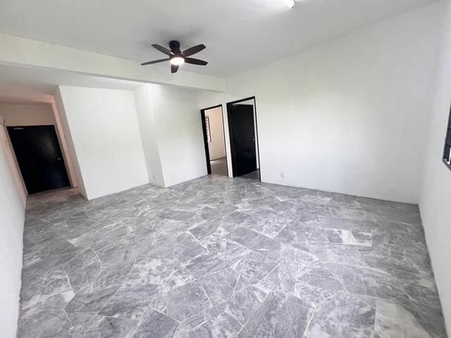 Nice Unit 1st Floor Rajawali Apartment Bandar Country Homes Rawang