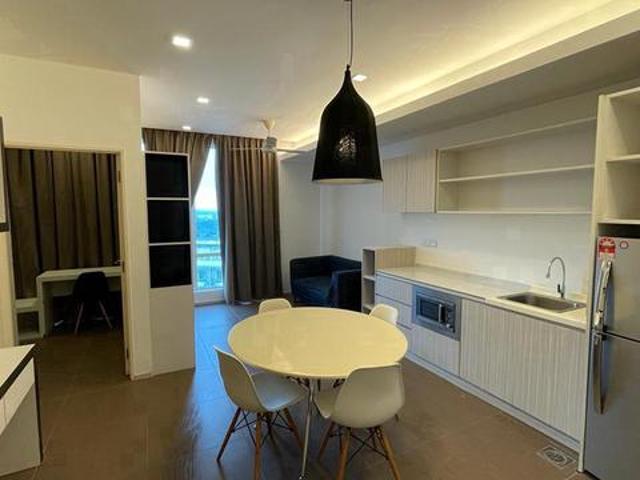 Nice Unit Garden Plaza Residence Nearby MRT LKW UM CITY Uni