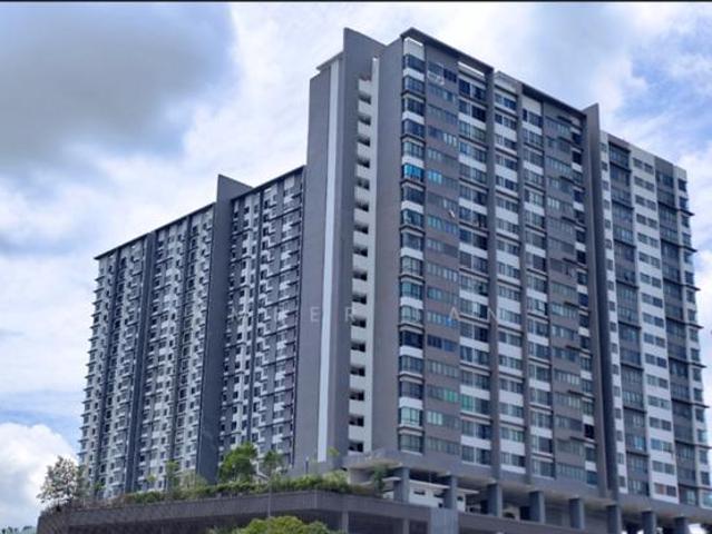 Nice unit Kiara Plaza Service CondoResidence Semenyih