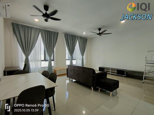 Nice unit Rent Eco Horizon Upper Unit with Fully Furnish Batu Kawan