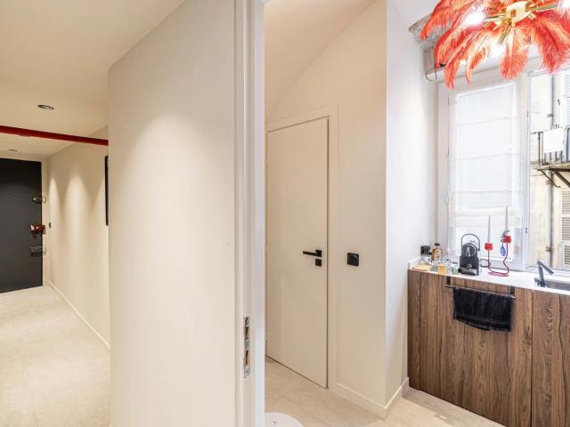 Nice Vieux Nice Coquet 2 pièces entièrement rénové 14m² Nice