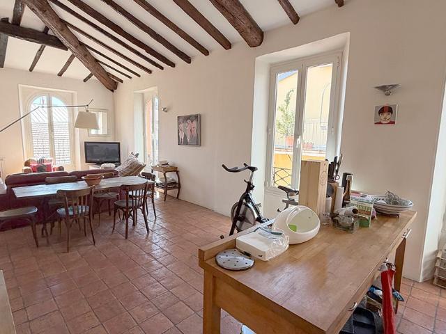Nice Vieux Nice Duplex Dernier Etage Balcon 121m² Nice