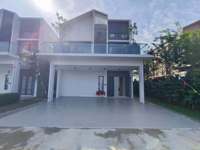 Nice Viewing Hilltop Semi D 35x80Freehold Only RM8xxk in Seremban