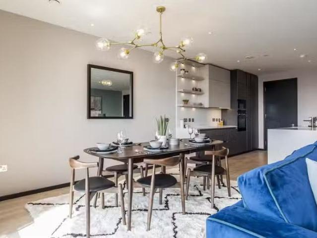 For Rent! Water Facing Two bedroom apartment @ Opus, 6 Hanover.
