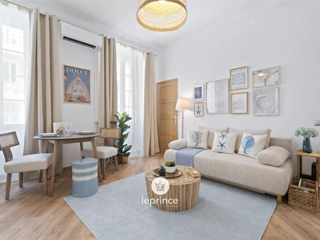 Nice Zone Piétonne / Rue de France 2 Pièces Mezzanine 33m² Nice