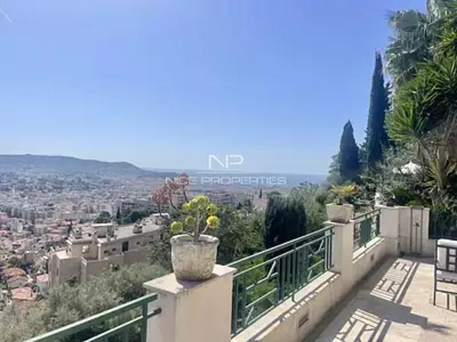 Nice 06000 Achat / Vente maison 7 pièces t7 piscine