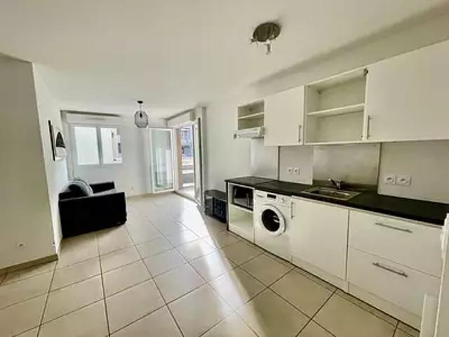 Nice 06000 Achat / Vente appartement 2 pièces t2 balcon