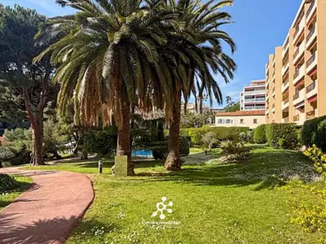 Nice 06000 Achat / Vente appartement 2 pièces t2 piscine