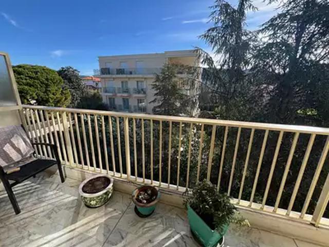 Nice 06000 Achat / Vente appartement 2 pièces t2
