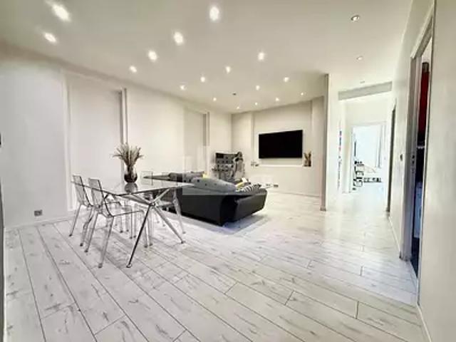Nice 06000 Achat / Vente appartement 3 pièces t3 au dernier étage