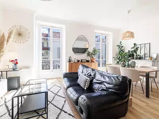 Nice 06000 Achat / Vente appartement 3 pièces t3 au dernier étage