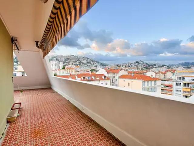 Nice 06000 Achat / Vente appartement 4 pièces t4 terrasse balcon