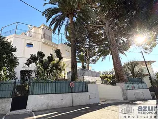 Nice 06000 Achat / Vente immeuble au dernier étage