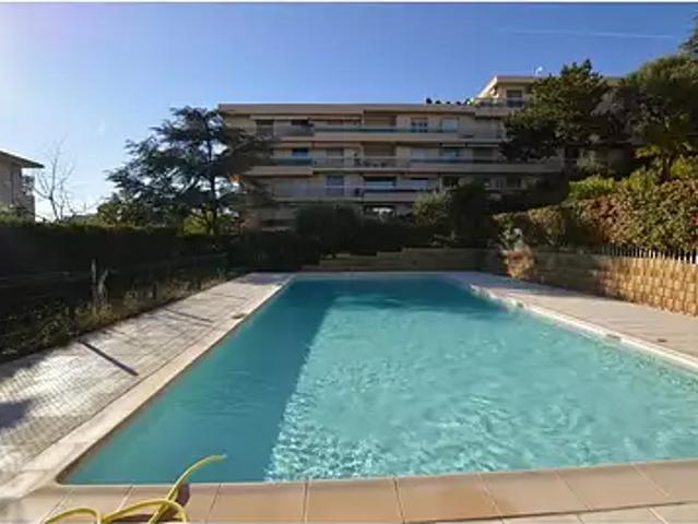 Nice 06000 Location appartement 1 pièce t1 piscine
