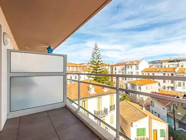 Nice 06100 Achat / Vente appartement 1 pièce t1