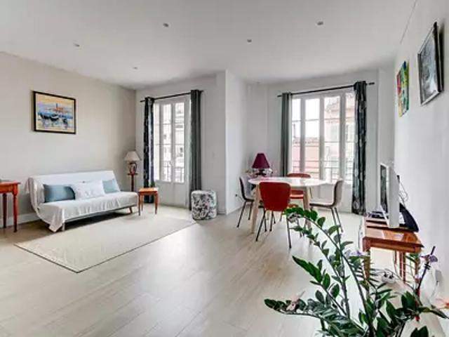 Nice 06100 Achat / Vente appartement 2 pièces t2
