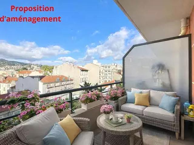 Nice 06100 Achat / Vente appartement 3 pièces t3 au dernier étage terrasse