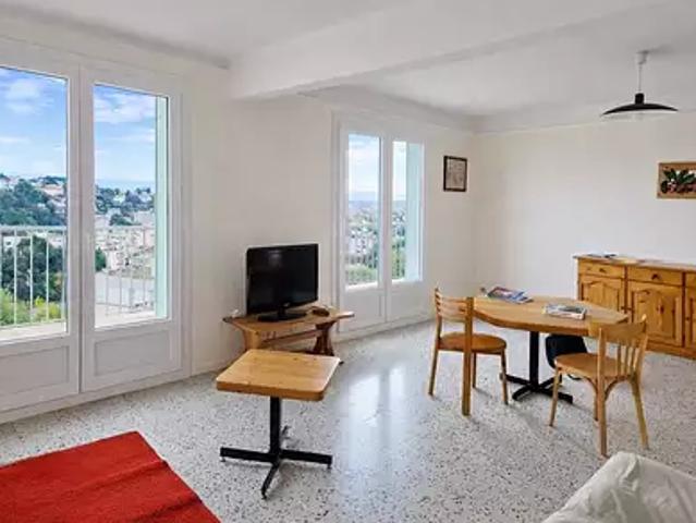 Nice 06100 Achat / Vente appartement 3 pièces t3 terrasse cave