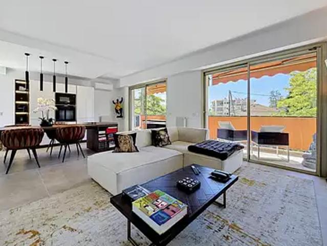 Nice 06100 Achat / Vente appartement 4 pièces t4 parking