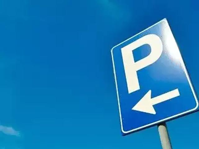 Nice 06100 Location parking